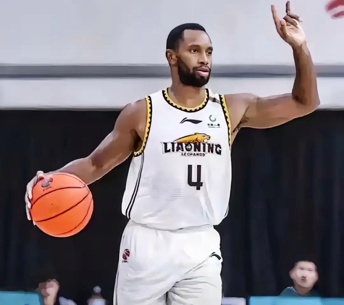 外援大将表现出色,成功带领球队晋级CBA半决赛的简单介绍 外援大将表现出色,成功带领球队晋级CBA半决赛的简单介绍