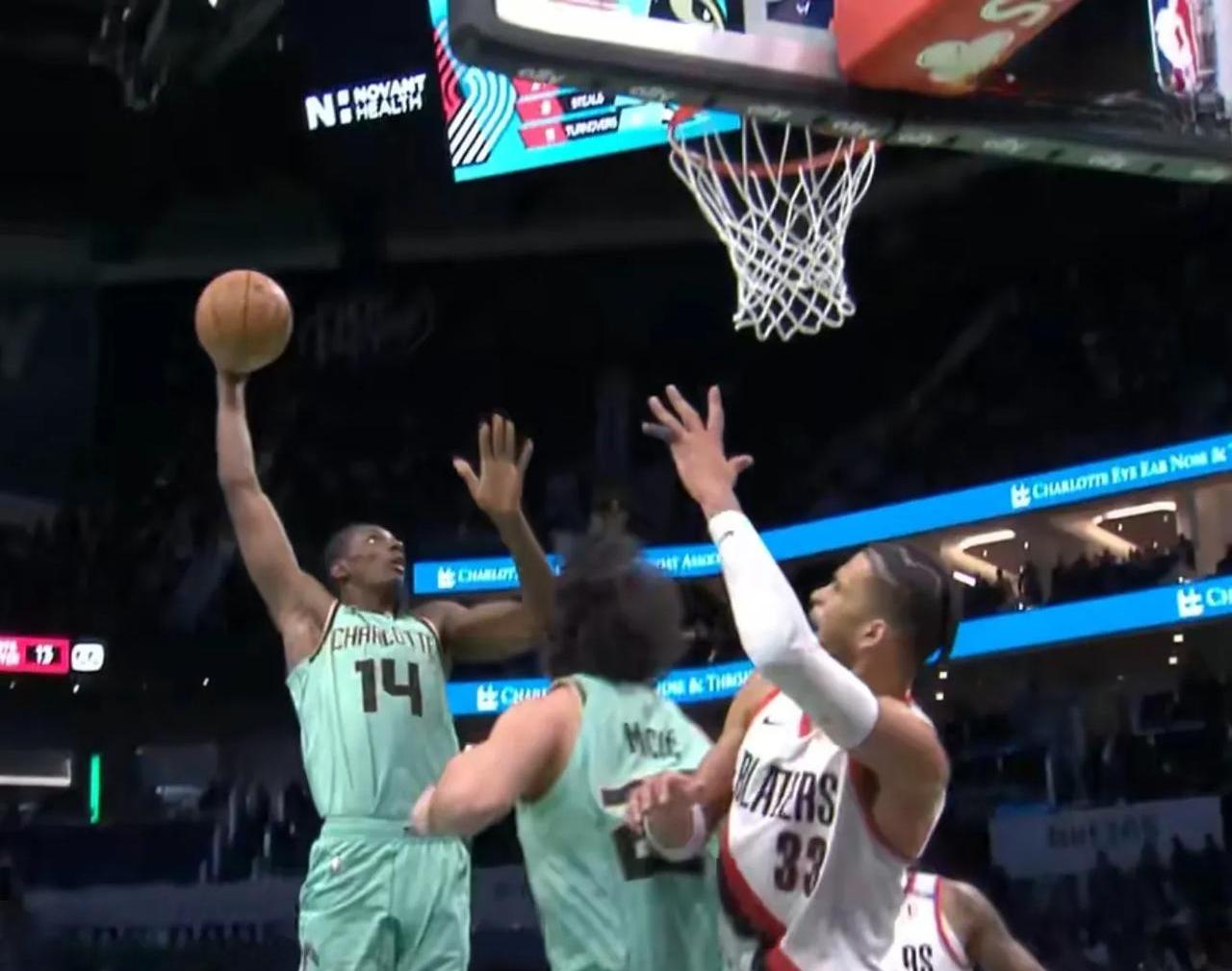 球队连胜势头遭遇终结,在下场比赛寻求反弹的简单介绍 球队连胜势头遭遇终结,在下场比赛寻求反弹的简单介绍