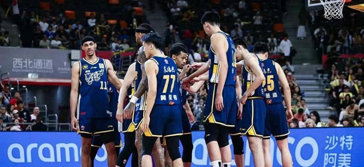 阿尔及利亚篮球联赛豪强云集,冠军争夺悬念重重 阿尔及利亚篮球联赛豪强云集,冠军争夺悬念重重