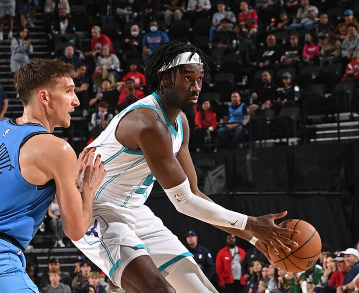 快船险胜黄蜂,加里纳利砍下30分的简单介绍 快船险胜黄蜂,加里纳利砍下30分的简单介绍