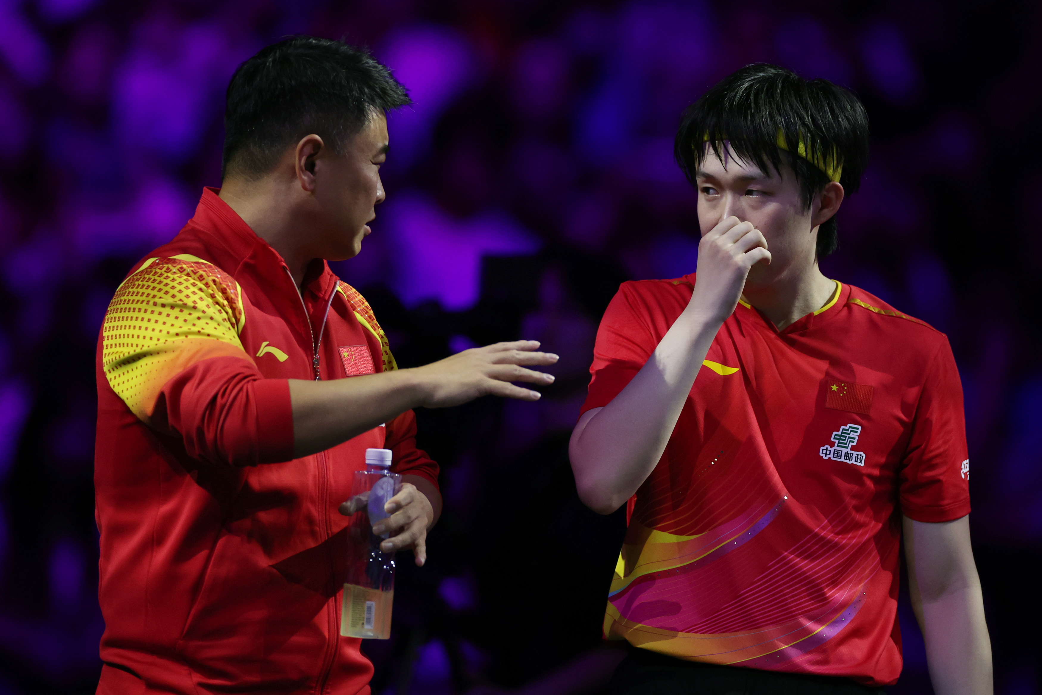 骁勇善战,各国选手在激烈赛场上争夺桂冠 骁勇善战,各国选手在激烈赛场上争夺桂冠