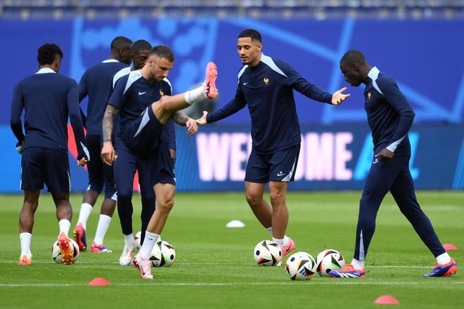 开云APP-法国队2-2战平葡萄牙