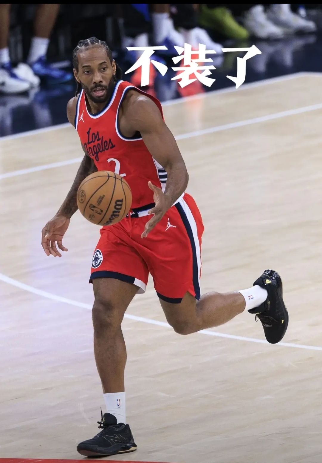 开云体育app-快船大胜黄蜂,锁定西部第一