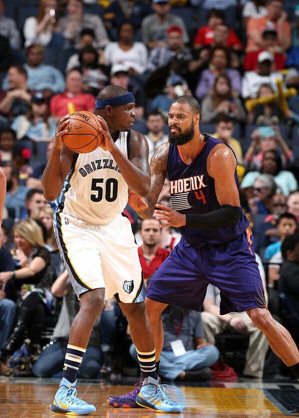 小牛勇夺胜利,全队士气高涨准备迎接下场比赛 小牛勇夺胜利,全队士气高涨准备迎接下场比赛