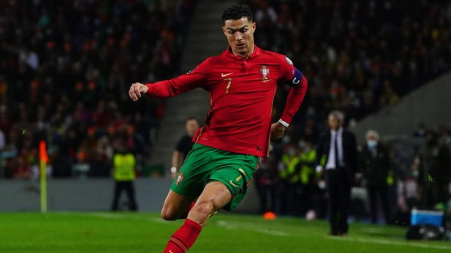 葡萄牙足球巨星引发球迷狂热争议