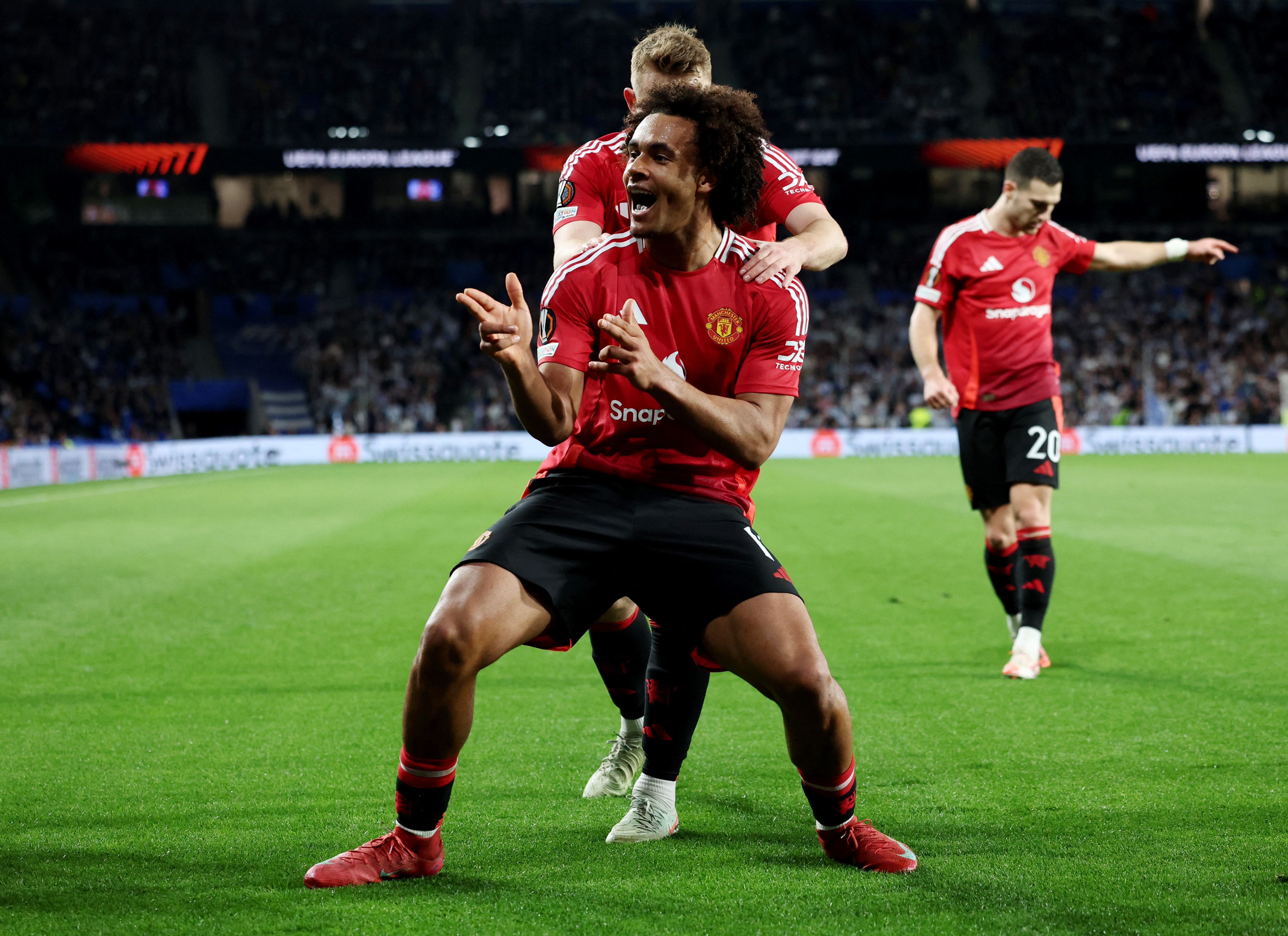 开云体育平台APP-曼联遭遇对手逆转，无缘晋级