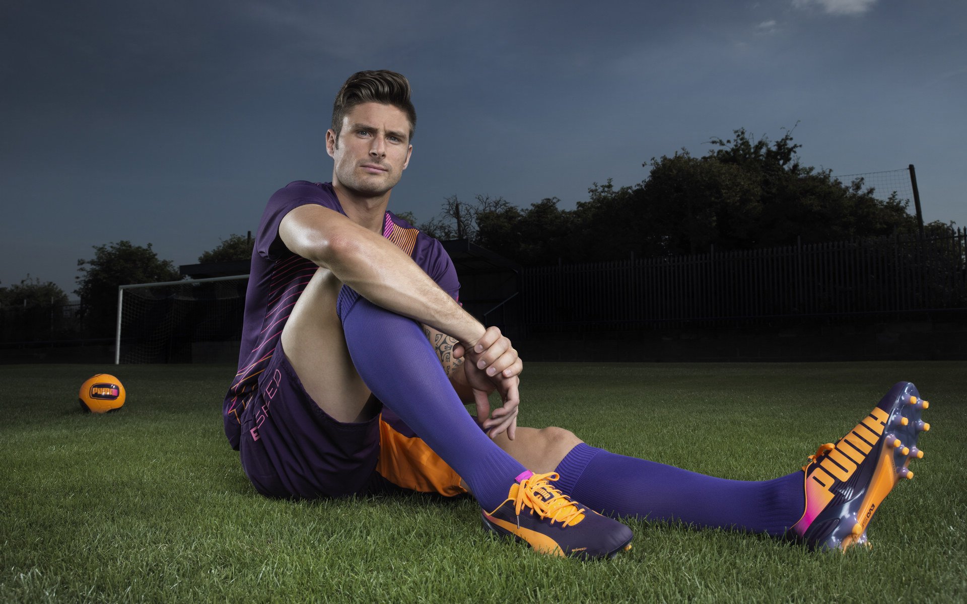 蓝月加冕夜，德布劳内的国王节奏如何窒息英超黑马